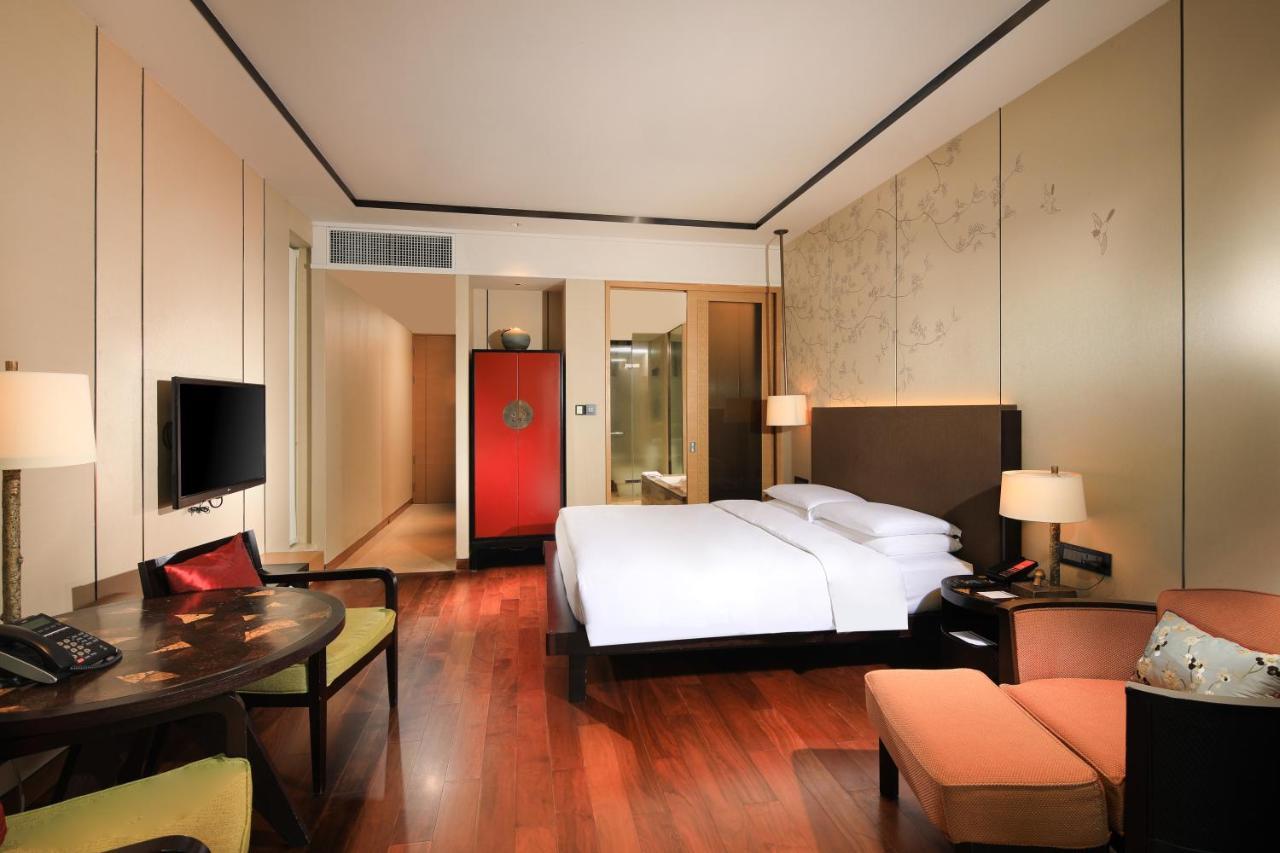 Hyatt Regency Chongming Hotel Екстериор снимка